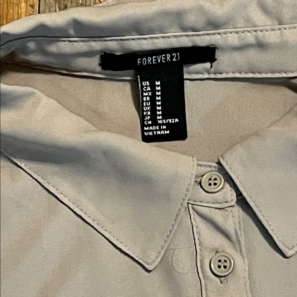 Women’s Light Gray Long-Sleeve Polo Shirt lightweight - Picture 2 of 4